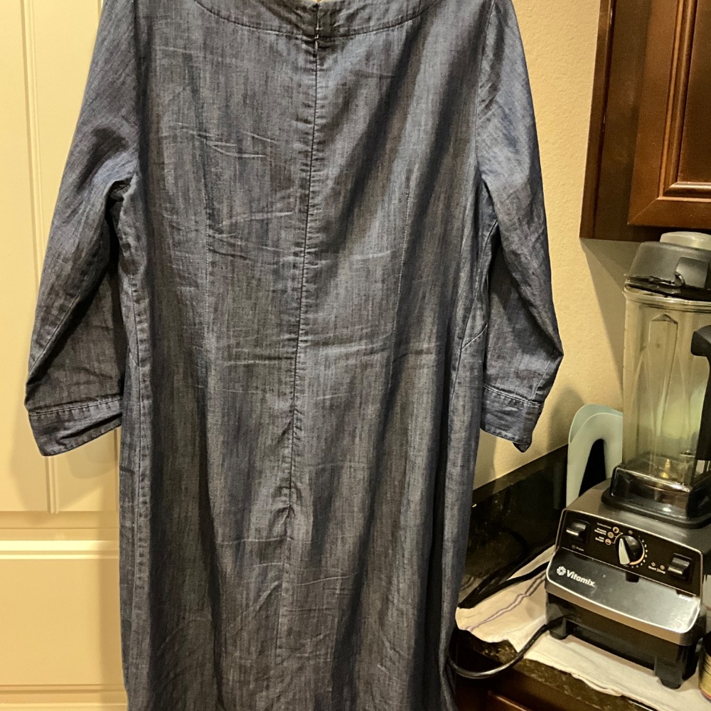 Chambray Talbots Shift Dress - Picture 5 of 7